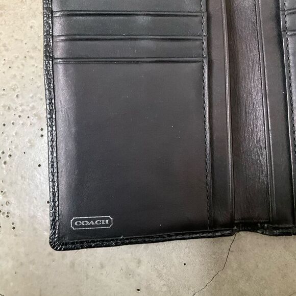 Coach Y2K Wallet - Picture 4 of 10